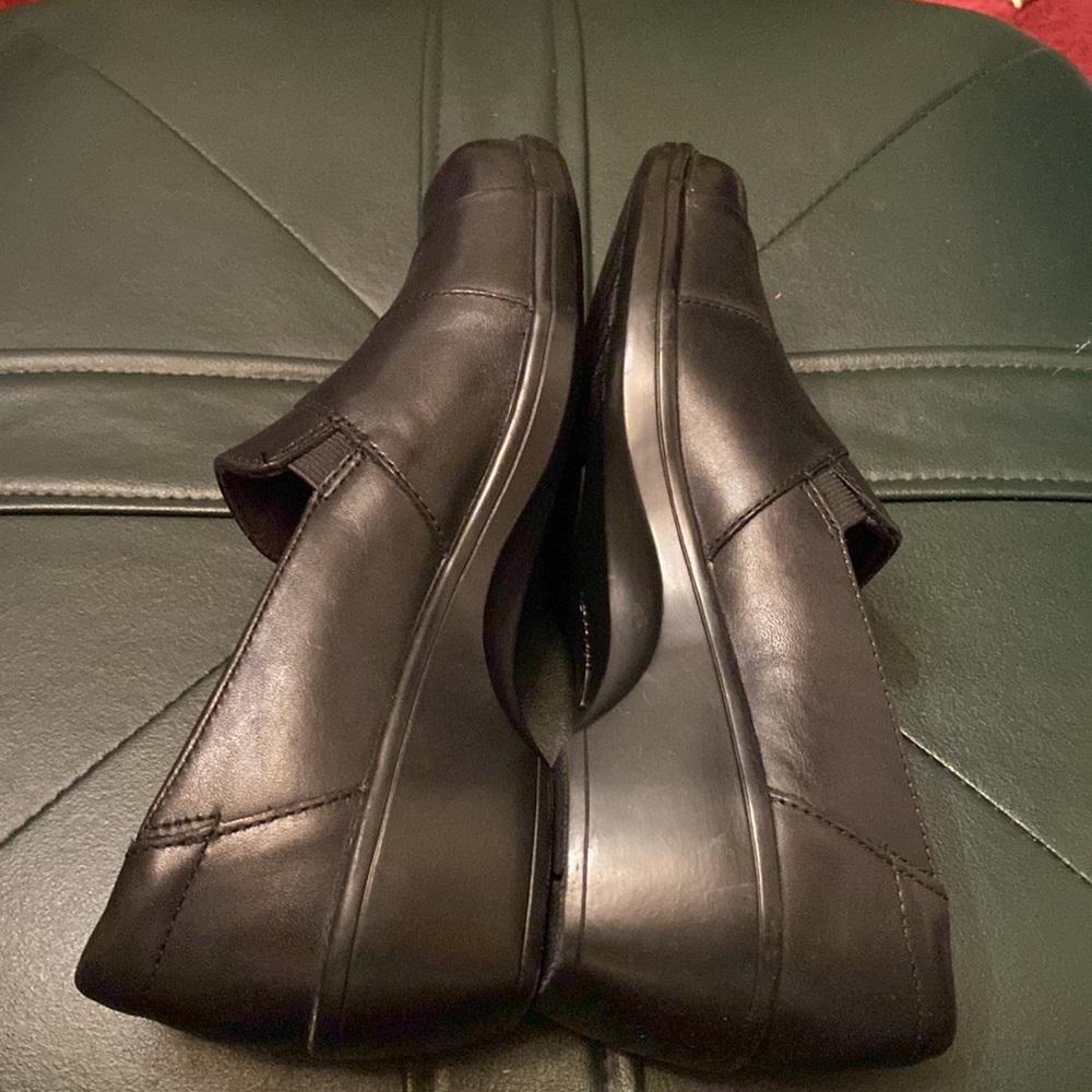 Clarks shoes - Picture 4 of 6